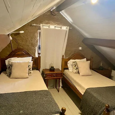 Casa Do Avo Grande 4* אספוסנדה