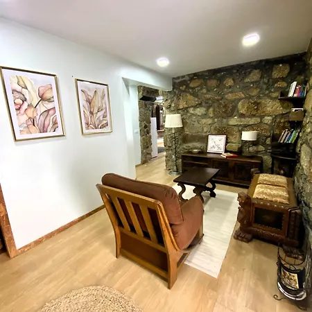 Casa Do Avo Grande Pensión 4*