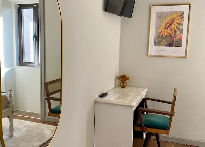 Casa Do Avo Grande 4* 에스포센데