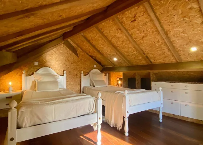 Casa Do Avo Grande 게스트하우스 4*