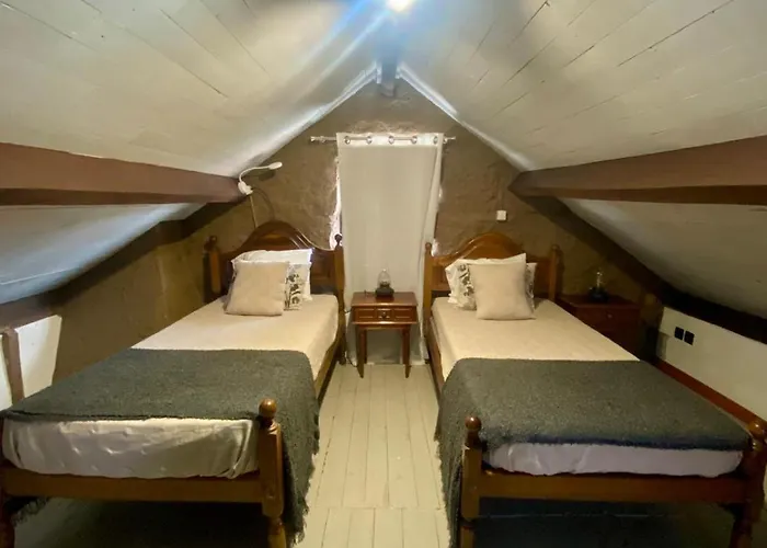 Casa Do Avo Grande 4* 에스포센데